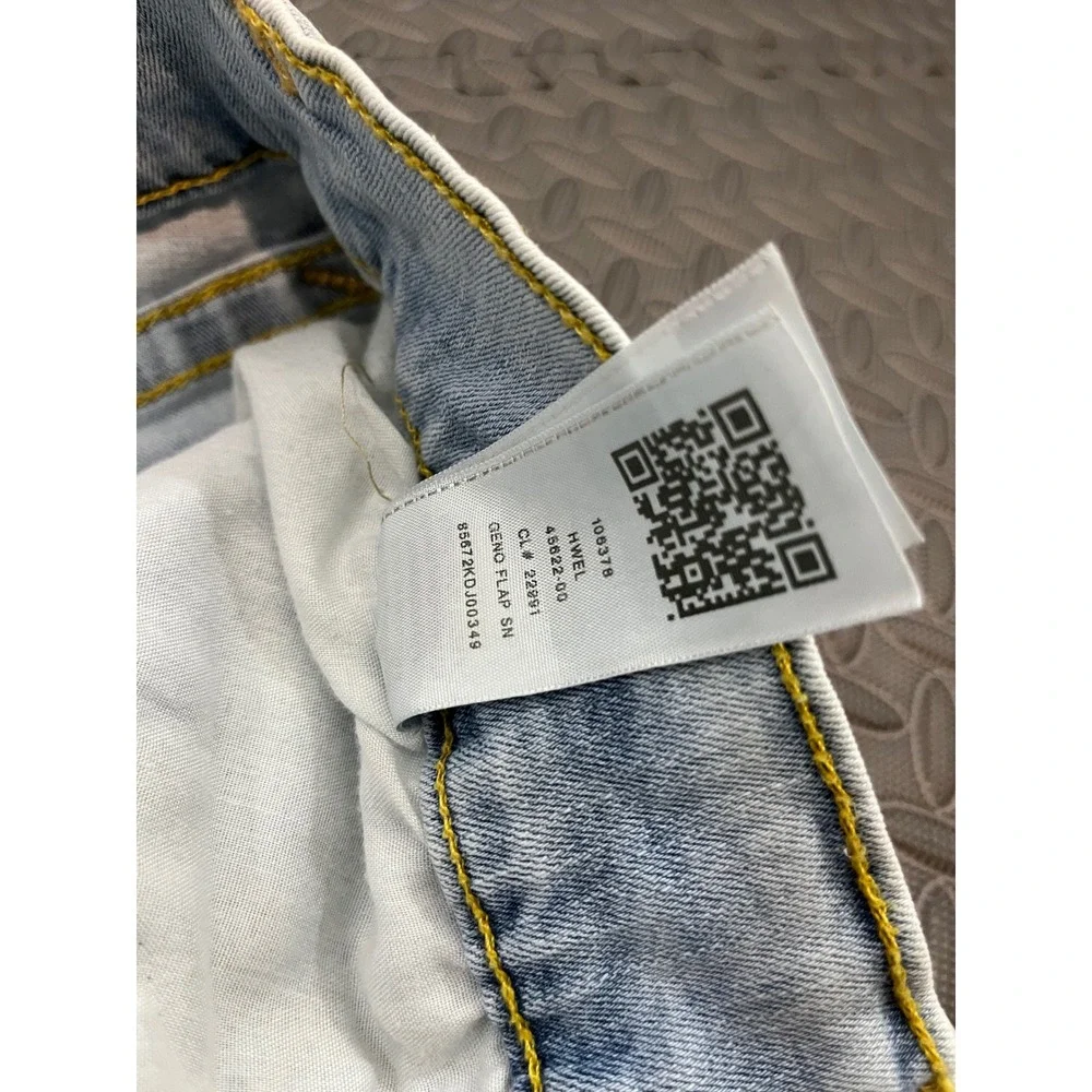 True Religion Geno Relaxed Slim Mens 42 Light Blue Flap Pocket Denim Jeans